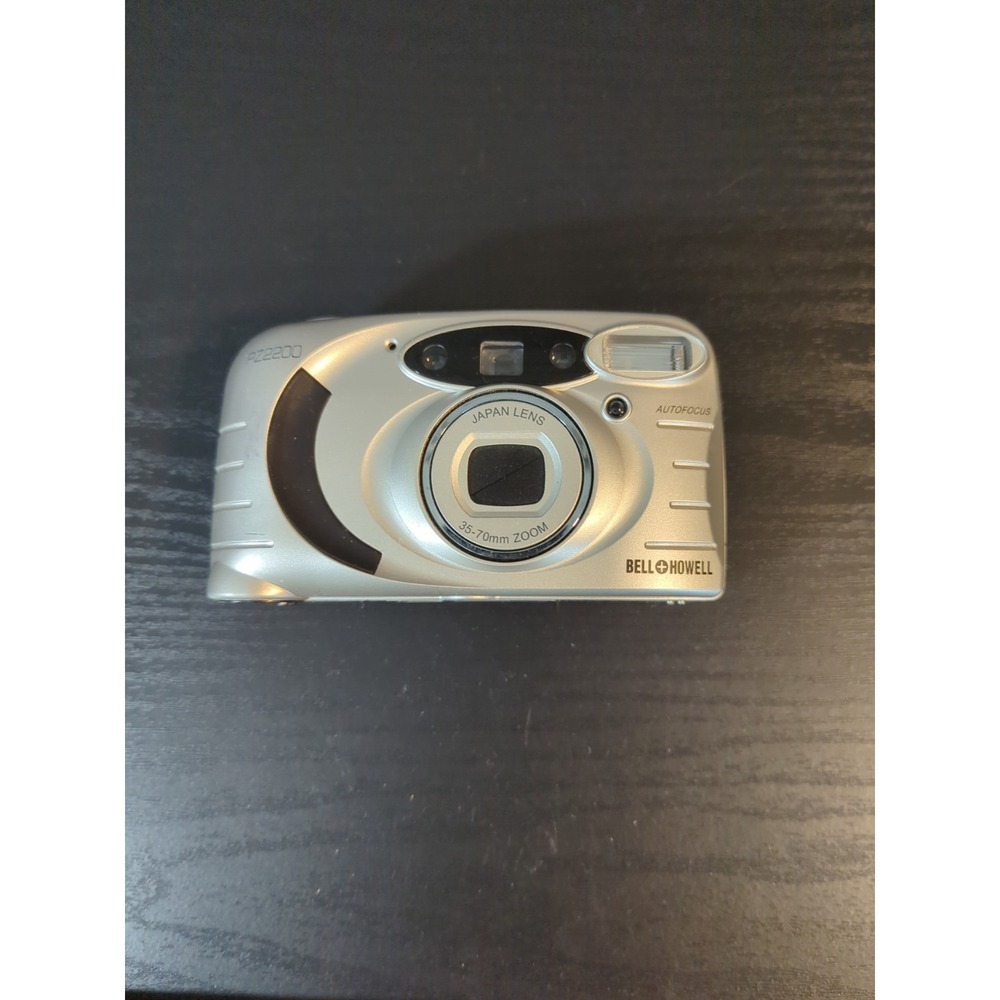 Vintage Bell Howell PZ2200 Japan Lens 35-70mm Zoom‎ Fully Auto Auto-focus Camera